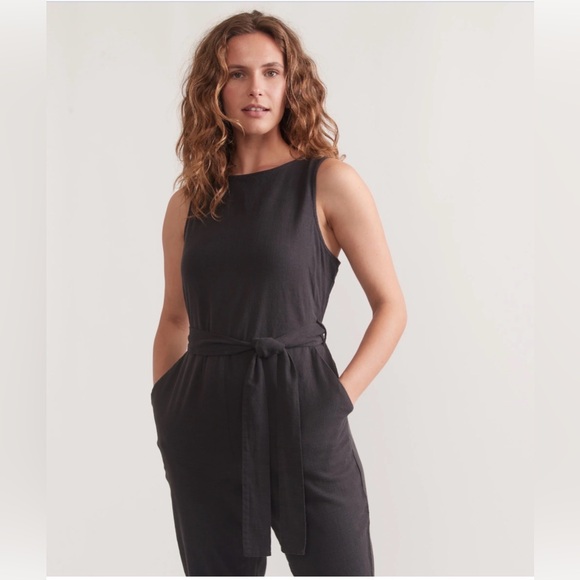Marine Layer Eloise Belted Black  Jumpsuit . Size M - Picture 2 of 14